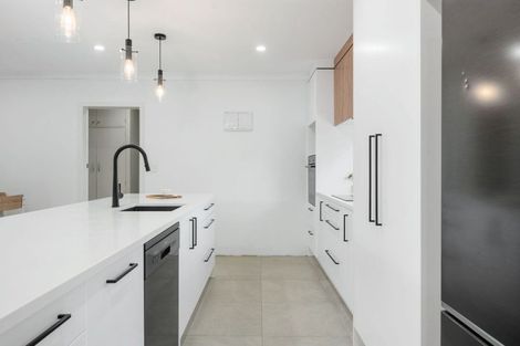 Photo of property in 27a Macdonald Road, Glenview, Hamilton, 3206