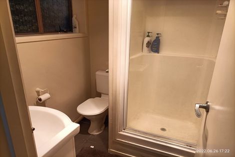 Photo of property in 3 Sunset Road, Totara Vale, Auckland, 0632