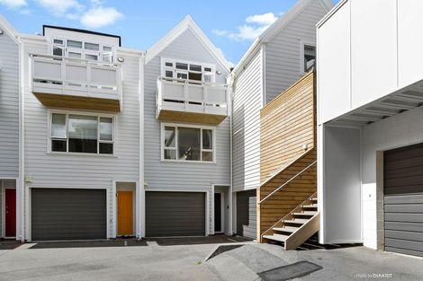 Photo of property in Pirie Street Townhouses, 20/35u Pirie Street, Mount Victoria, Wellington, 6011