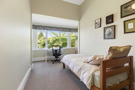 Photo of property in 37 Garden Road, Northland, Wellington, 6012