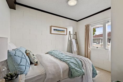 Photo of property in 9/1 Glen Road, Browns Bay, Auckland, 0630