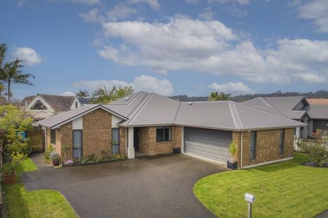 Photo of property in 42 Kupe Drive, Whitianga, 3510