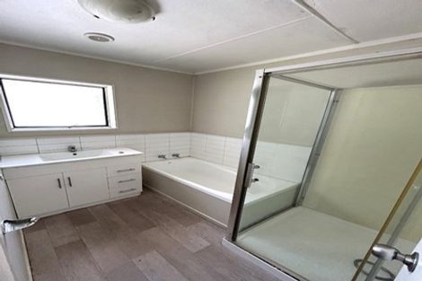Photo of property in 2/355 Roscommon Road, Clendon Park, Auckland, 2103