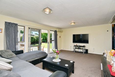 Photo of property in 10 Martyn Street, Rangiora, 7400