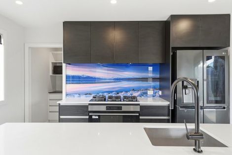 Photo of property in 71 Freedom Drive, Kelvin Grove, Palmerston North, 4414