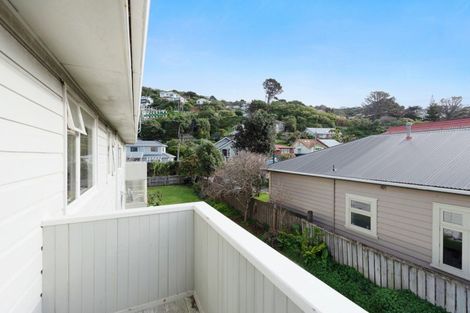 Photo of property in 139u5 Queens Drive, Lyall Bay, Wellington, 6022