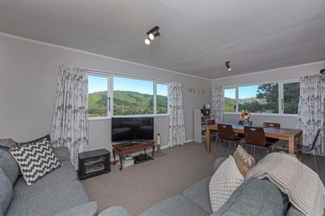 Photo of property in 73a Pembroke Road, Northland, Wellington, 6012