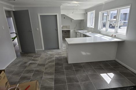 Photo of property in 70 Clevedon Road, Papakura, 2110