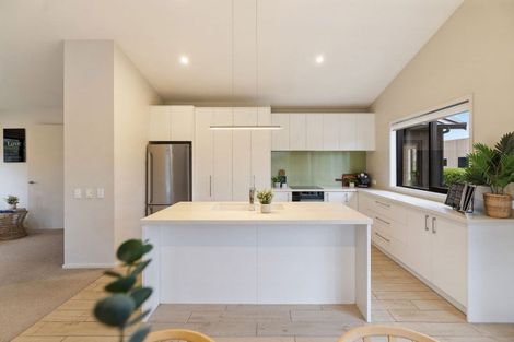 Photo of property in 22 Mckellar Drive, Jacks Point, Queenstown, 9371