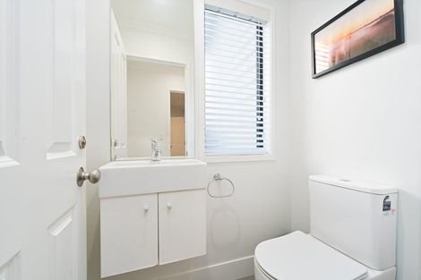 Photo of property in 10 Finsbury Place, Henderson, Auckland, 0612