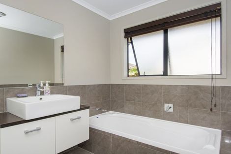 Photo of property in 12 Lomond Court, Pyes Pa, Tauranga, 3112