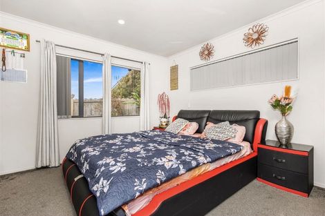 Photo of property in 42 Enuamanu Road, Favona, Auckland, 2024