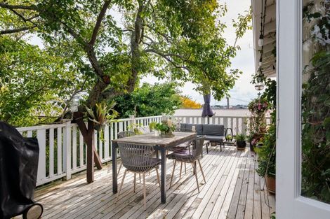 Photo of property in 5 Moana Street, Frankton, Hamilton, 3204