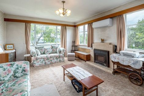 Photo of property in 16 Oxford Street, Lansdowne, Masterton, 5810
