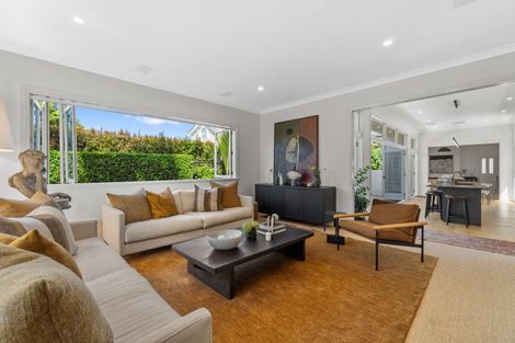 Photo of property in 21 St Aubyn Street, Devonport, Auckland, 0624