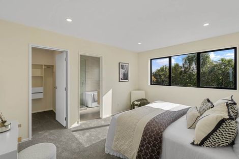 Photo of property in 8b Deuxberry Avenue, Northcote, Auckland, 0627