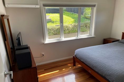 Photo of property in 99 Kenmore Street, Newlands, Wellington, 6037