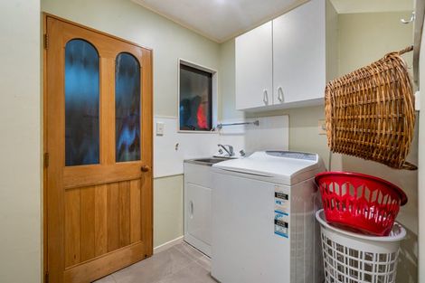 Photo of property in 211 Gray Road, Te Kamo, Kamo, 0185