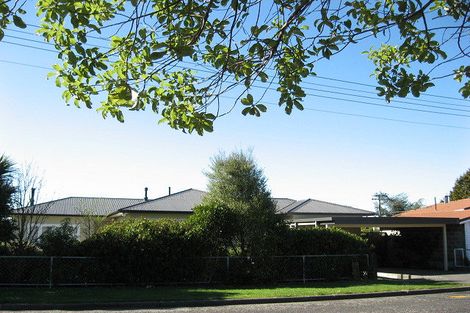 Photo of property in 15 Maunder Street, Marton, 4710