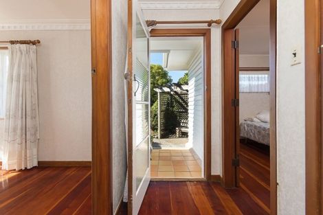 Photo of property in 64 Blake Road, Pukekohe, 2120