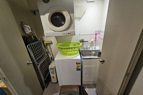 Photo of property in Terrace Tower Apartments, 126p4a The Terrace, Wellington Central, Wellington, 6011