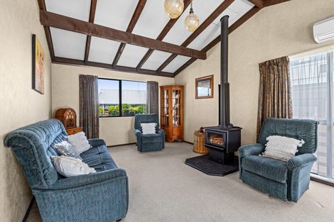 Photo of property in 27 Donegal Crescent, Tamatea, Napier, 4112