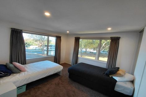 Photo of property in 226 Memorial Avenue, Burnside, Christchurch, 8053