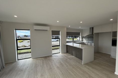 Photo of property in 58 Whitburn Avenue, Halswell, Christchurch, 8025