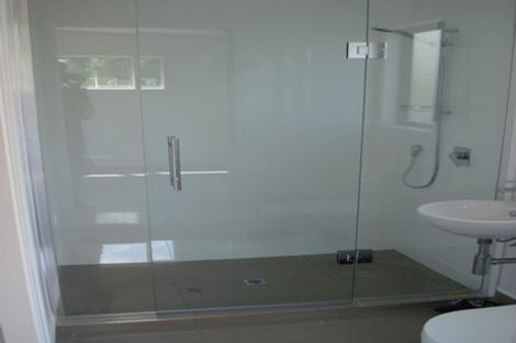 Photo of property in 187a Don Buck Road, Massey, Auckland, 0614