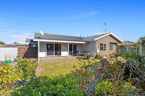 Photo of property in 2 The Green, Mount Maunganui, 3116