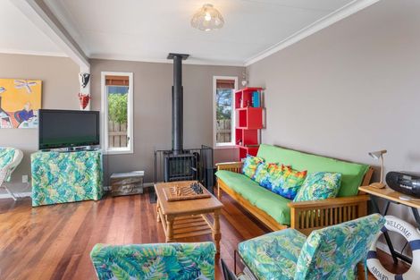 Photo of property in 66a Marine Parade, Otaki Beach, Otaki, 5512