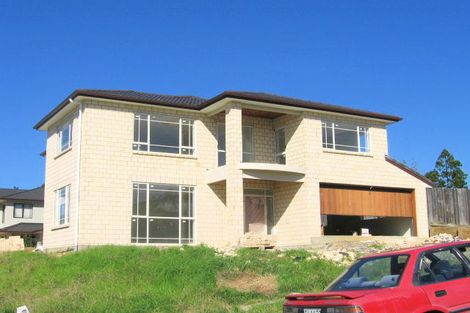 Photo of property in 92 San Valentino Drive, Henderson, Auckland, 0612