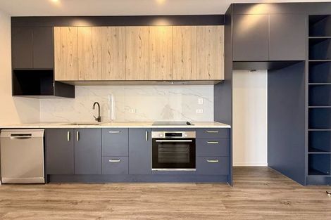 Photo of property in 18 Horokaka Street, Massey, Auckland, 0614