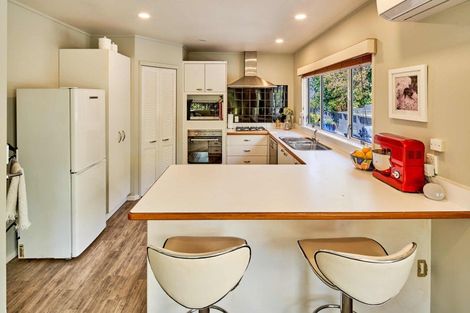 Photo of property in 9 Musket Lane, Whitby, Porirua, 5024