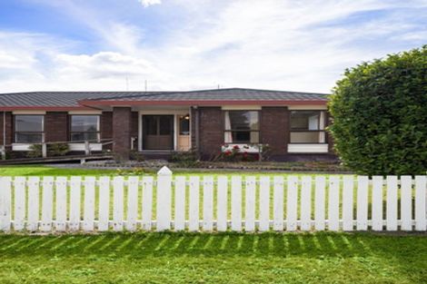 Photo of property in 12 Jasmine Avenue, Dinsdale, Hamilton, 3204