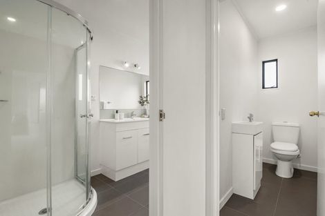 Photo of property in 24 Rosemary Avenue, Forrest Hill, Auckland, 0620