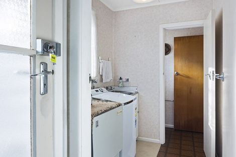 Photo of property in 42 Reid Avenue, Hawera, 4610