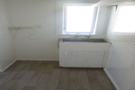 Photo of property in 79 Queens Drive, Lyall Bay, Wellington, 6022