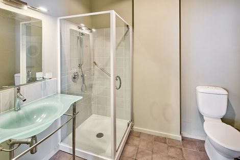 Photo of property in Stadium Garden Flats, 201/107 Thorndon Quay, Pipitea, Wellington, 6011