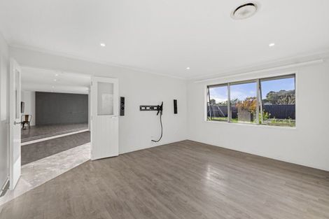 Photo of property in 45 Karioitahi Road, Waiuku, 2683