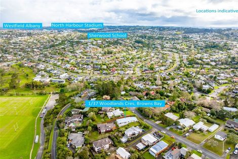 Photo of property in 1/37 Woodlands Crescent, Browns Bay, Auckland, 0630