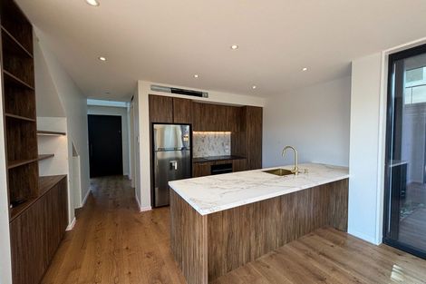 Photo of property in 7 Roa Road, Fendalton, Christchurch, 8041