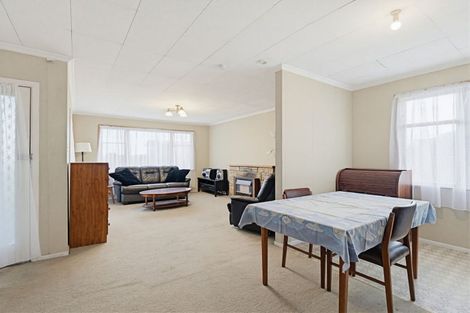 Photo of property in 90 Manuka Street, Castlecliff, Whanganui, 4501