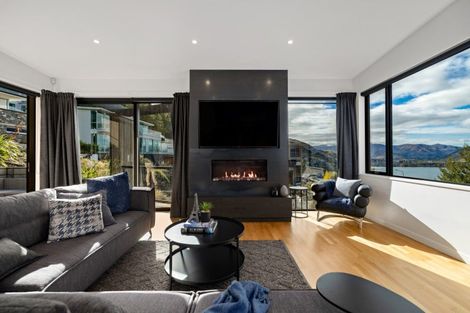 Photo of property in 5 Lancewood Lane, Queenstown, 9300