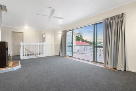 Photo of property in 4122a Great North Road, Glen Eden, Auckland, 0602