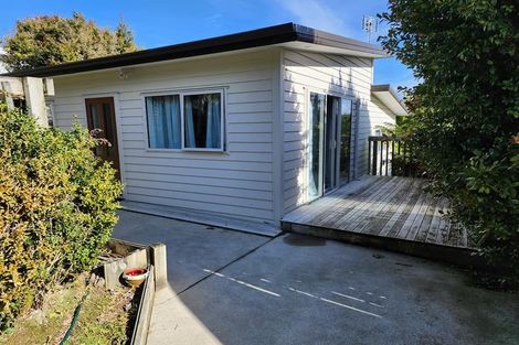 Photo of property in 24 Holt Avenue, Torbay, Auckland, 0630