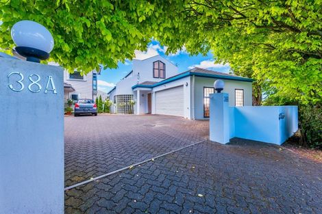 Photo of property in 38 Luckens Road, West Harbour, Auckland, 0618