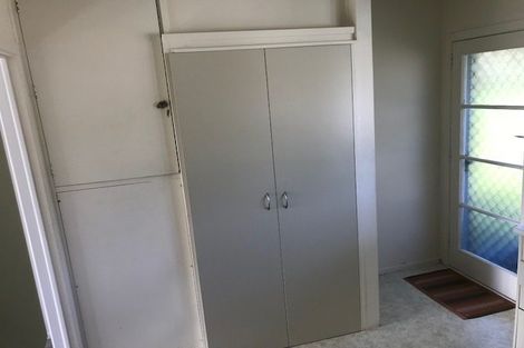 Photo of property in 4a/2 Corrella Road, Belmont, Auckland, 0622
