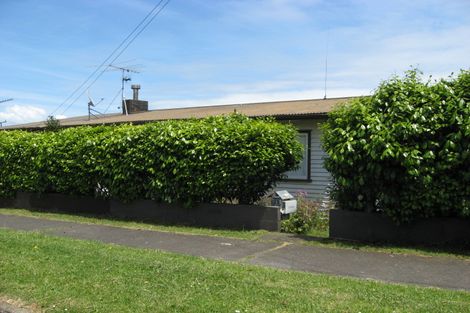 Photo of property in 80 Mountain Road, Mangere Bridge, Auckland, 2022