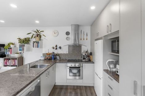 Photo of property in 142 Petrie Street, Richmond, Christchurch, 8013